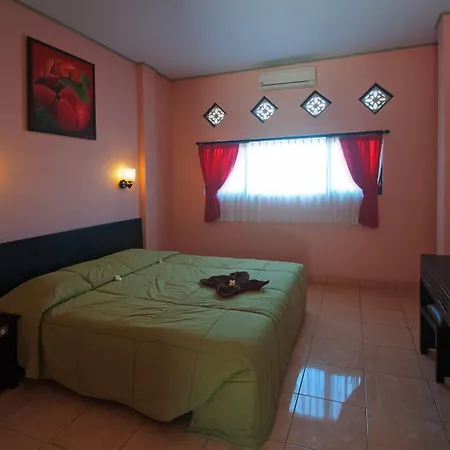 Pesona Beach Inn