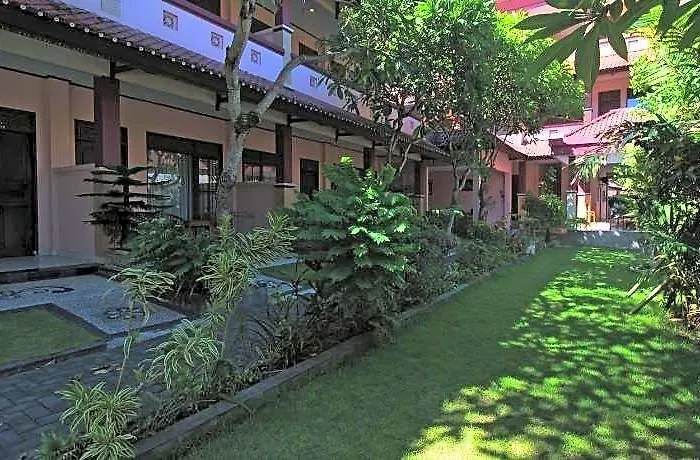 Pesona Hotel 2*