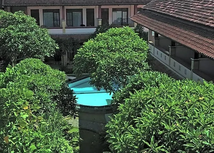 Pesona Hotel 2*