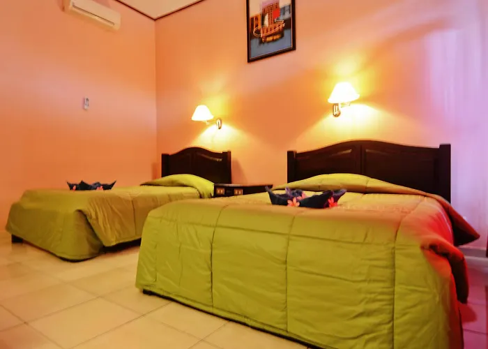 Hotel Pesona 2*